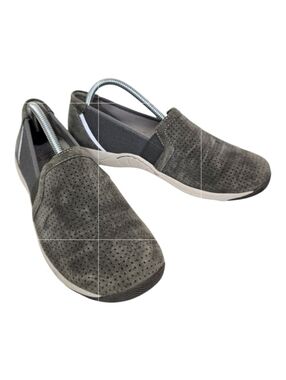 Dansko Halle Women’s Shoes Gray Suede Slip On Comfort Loafers Size 39 Size 9 US